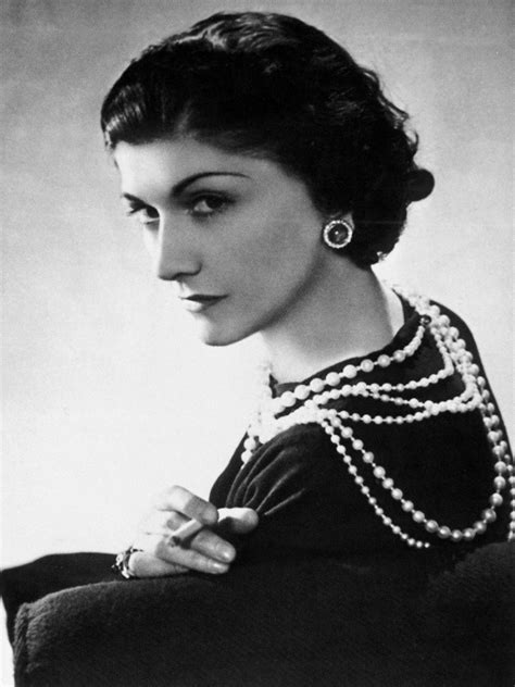 coco chanel business|where did coco chanel work.